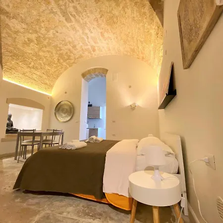 La Pietra Di Tommaso - Station Apartment